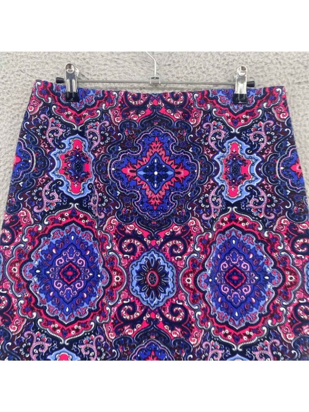Talbots Skirt Womens Small Navy Pink Multi Floral Batik A Line Mini Stretch Knit